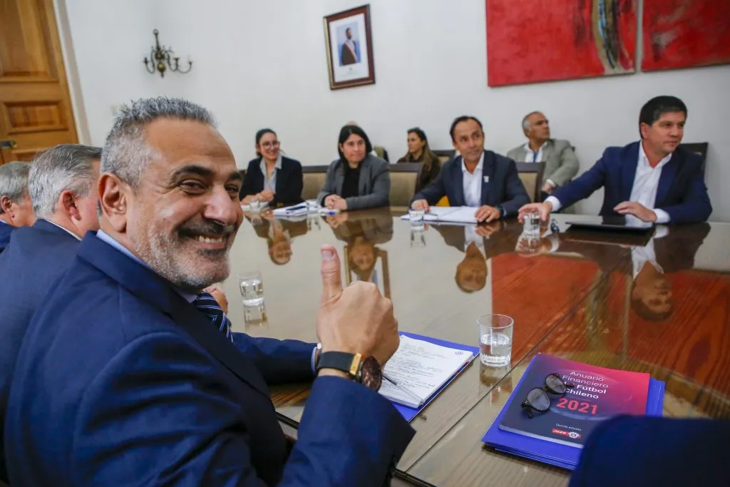 A Pablo Milad le restan dos años como presidente de la ANFP.