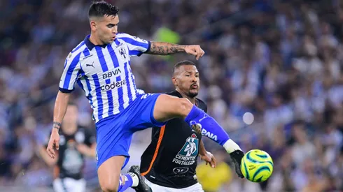 RECORD DATE NOT STATED Futbol Mexicano Clausura 2024 Monterrey vs Pachuca Sebastian Vegas L of Monterrey fights for the ball with Salomon Rondon R of Pachuca during the 6th round match between Monterrey and Pachuca as part of the Torneo Clausura 2024 Liga BBVA MX at BBVA Bancomer Stadium on February 10, 2024 in Monterrey, Nuevo Leon, Mexico. MONTERREY NUEVO LEON MEXICO PUBLICATIONxNOTxINxMEXxCHNxRUS Copyright: xJorgexMartinezx 20240210220039_LMX_C24_MTY_PAC_VEGAS127