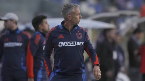 La U de Álvarez se arma.