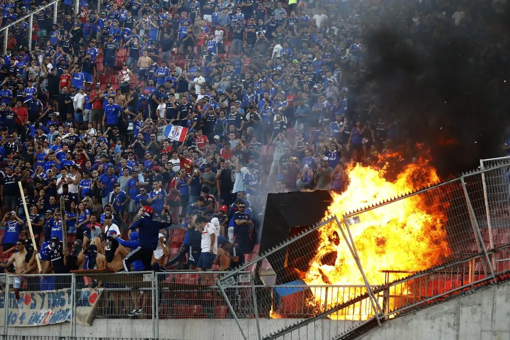 Los incidentes en el Estadio Nacional en la Copa Libertadores 2020. Foto: Martin Thomas/Photosport