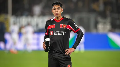 Darío Osorio, jugador chileno de Midtjylland, dejó atrás su lesión y está listo para su primer juego en el 2025.