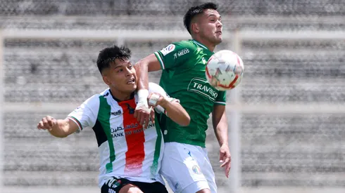 Dilan Zúñiga y Cristóbal Muñoz en el último partido de Palestino vs Audax Italiano, que terminó en victoria de los Árabes.