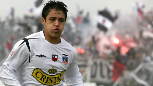 Alexis Sánchez pasó por Colo Colo, pese a su pasado azul.