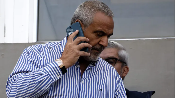 Pablo Milad volvió a hablar, pero a varios kilómetros de donde se están haciendo las negociaciones con el Sifup.