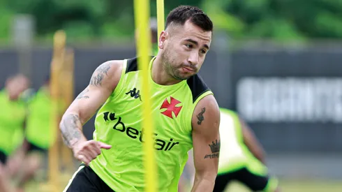 Meneses está teniendo una irregular campaña en Brasil.