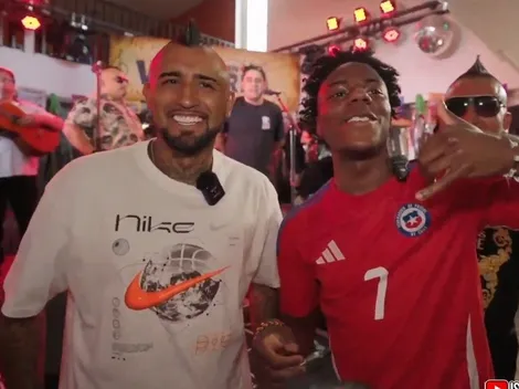 Un crossover para la historia: Arturo Vidal sorprende a Speed en su paso por Chile