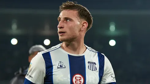 El jugador cambia de equipo.