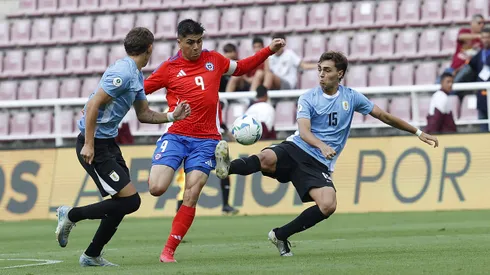 Chile cayó sobre el final ante Uruguay.