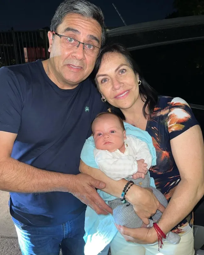 Los padres de Sebastián Vegas lo han apoyado en su carrera de futbolista