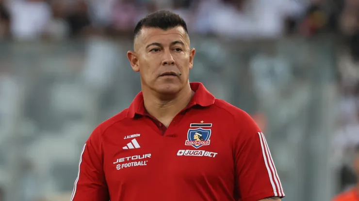 Jorge Almirón tiene un desafío importante con la defensa de Colo Colo
