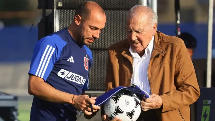 Sergio Navarro, histórico capitán del Ballet Azul junto a Marcelo Díaz.