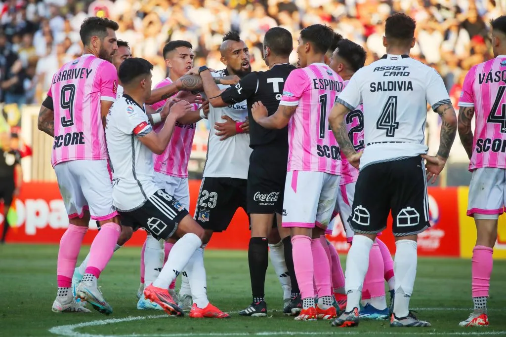 Arturo Vidal fue expulsado ante Magallanes. Foto: Jonnathan Oyarzun/Photosport