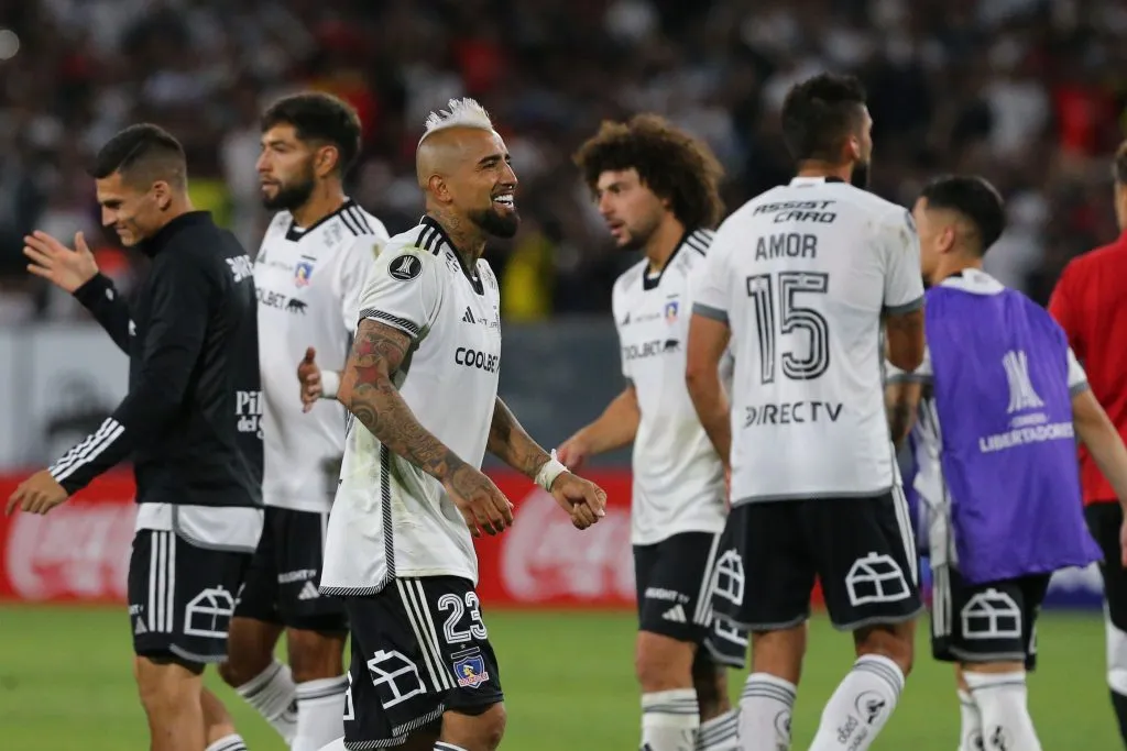 Emiliano Amor aseguró que Arturo Vidal y sus compañeros fueron claves para que vuelva a Colo Colo. Foto: Photosport.