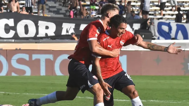 Luciano Cabral le dio el triunfo a Independiente