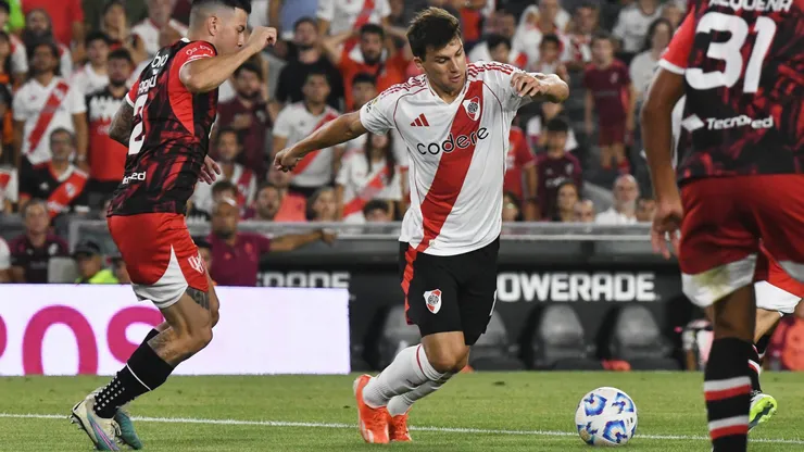 Tapia recibe las primeras críticas por su bajo nivel en River
