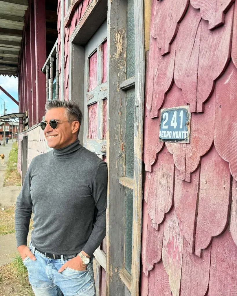 Tras su rehabilitación, el comentarista vive un segunda aire en Chile.