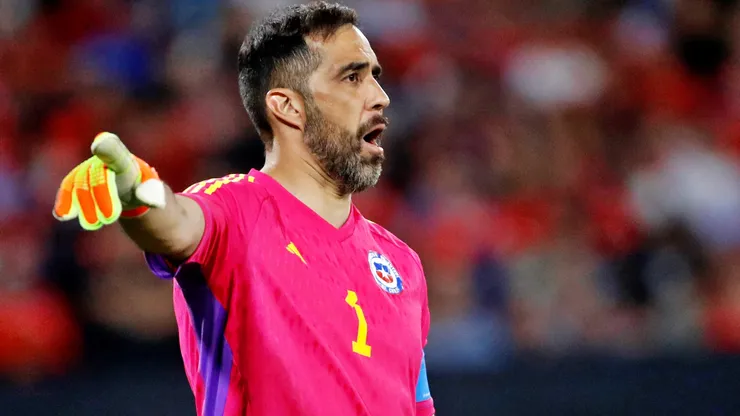 Claudio Bravo habló tras conocerse robo en su casa.