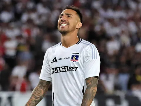 Correa choreado por el mal estado de la cancha del Monumental