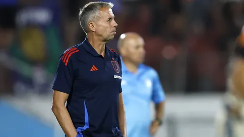 Gustavo Álvarez habló luego de la derrota con Magallanes y aseguró que el mercado de la U no está cerrado.