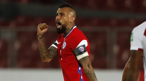 Vidal celebra su golazo por la Roja ante Perú, en las eliminatorias a Qatar 2022