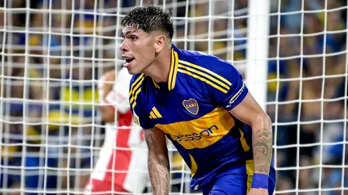 Asado en Boca tras el primer gol de Carlos Palacios.