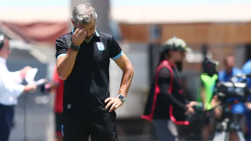 Miguel Ramírez sufre con Iquique.