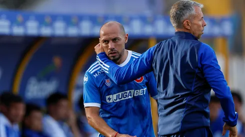 Marcelo Díaz no entraría en el 11 ideal de Gustavo Álvarez para 2025.