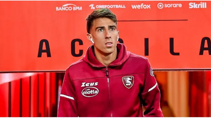 Diego Valencia se marchó en muy malos términos de la Salernitana.