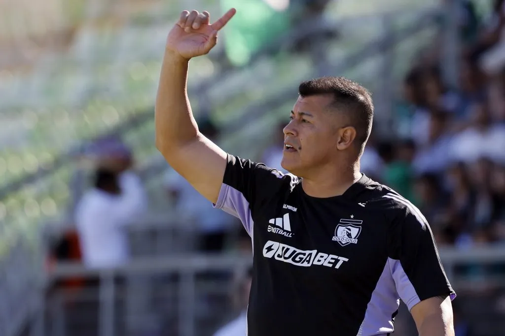 Jorge Almirón cuenta que el mejor jugador de la historia es argentino