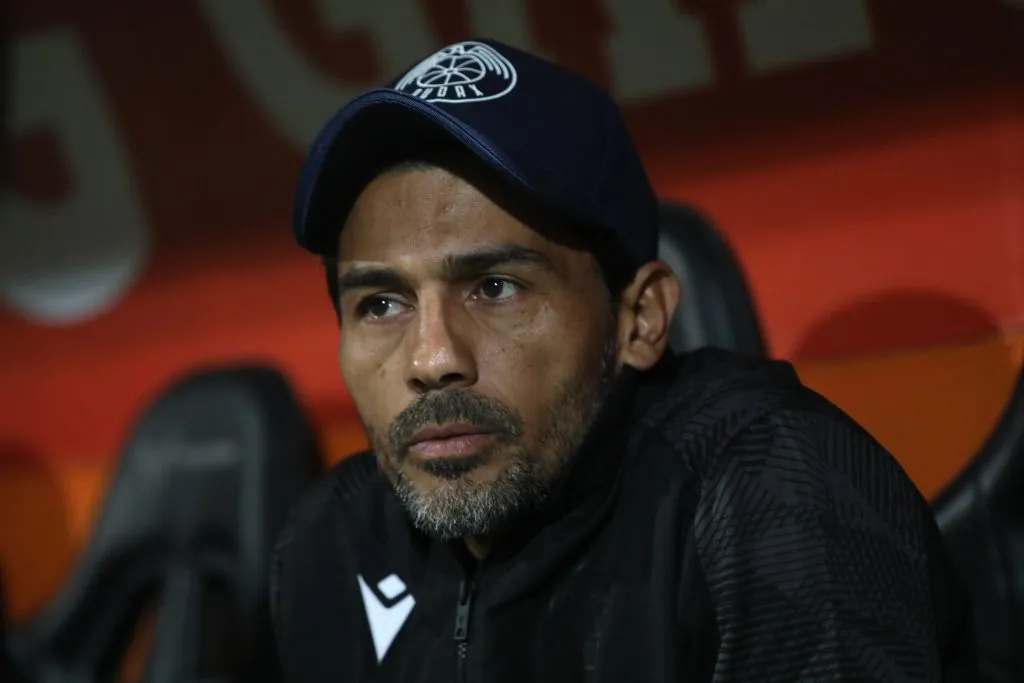 Walter Erviti duró apenas cuatro partidos como DT de Audax Italiano en 2024. (Javier Salvo/Photosport).