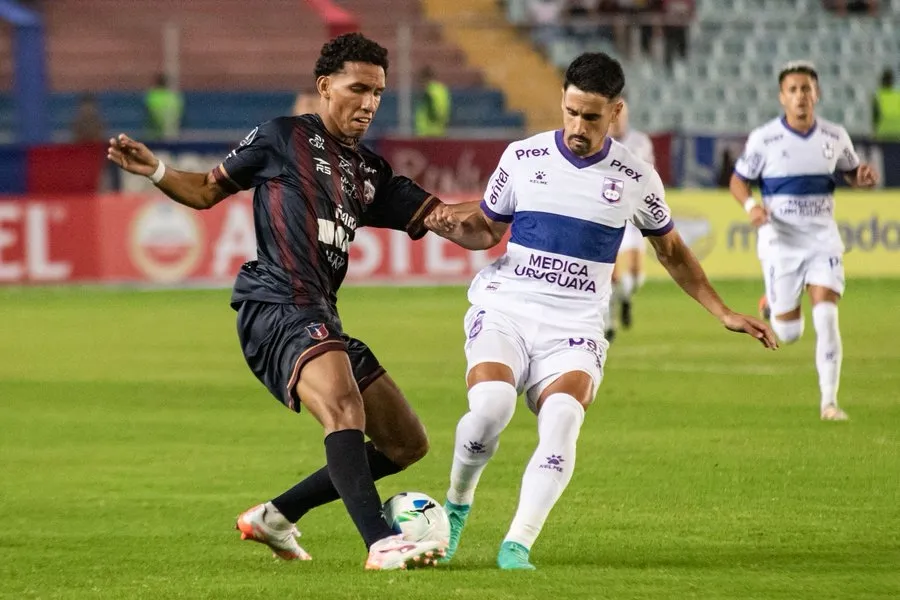 Monagas venció a Defensor en la Copa Libertadores
