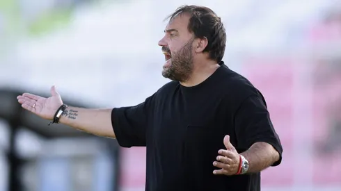 José Luis Sierra hizo un análisis exhaustivo del mercado de pases en Unión Española.