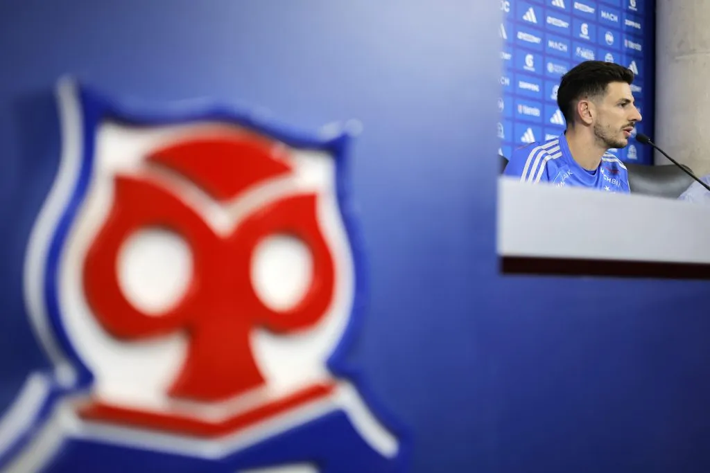 Lucas Di Yorio no piensa en los fracasos de los otros 9 de la U en los últimos años. Foto: Photosport.