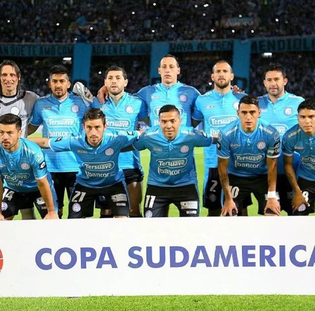 Pepe Rojas y Matías Suárez juntos en una formación de Belgrano. (Captura Instagram).