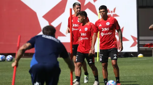 Esteban Pavez entrenando en Juan Pinto Durán.
