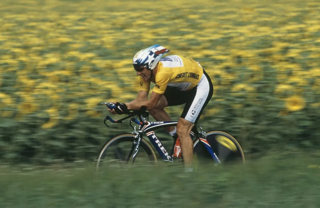 American cyclist Lance Armstrong during Stage 18 of the Tour de France between Monlucon and St-Armand-Montrond in France, 27th July 2001. (Photo by Doug Pensinger/Getty Images)