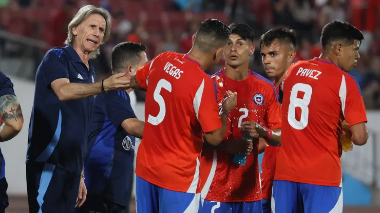 Ricardo Gareca analiza a la Roja.