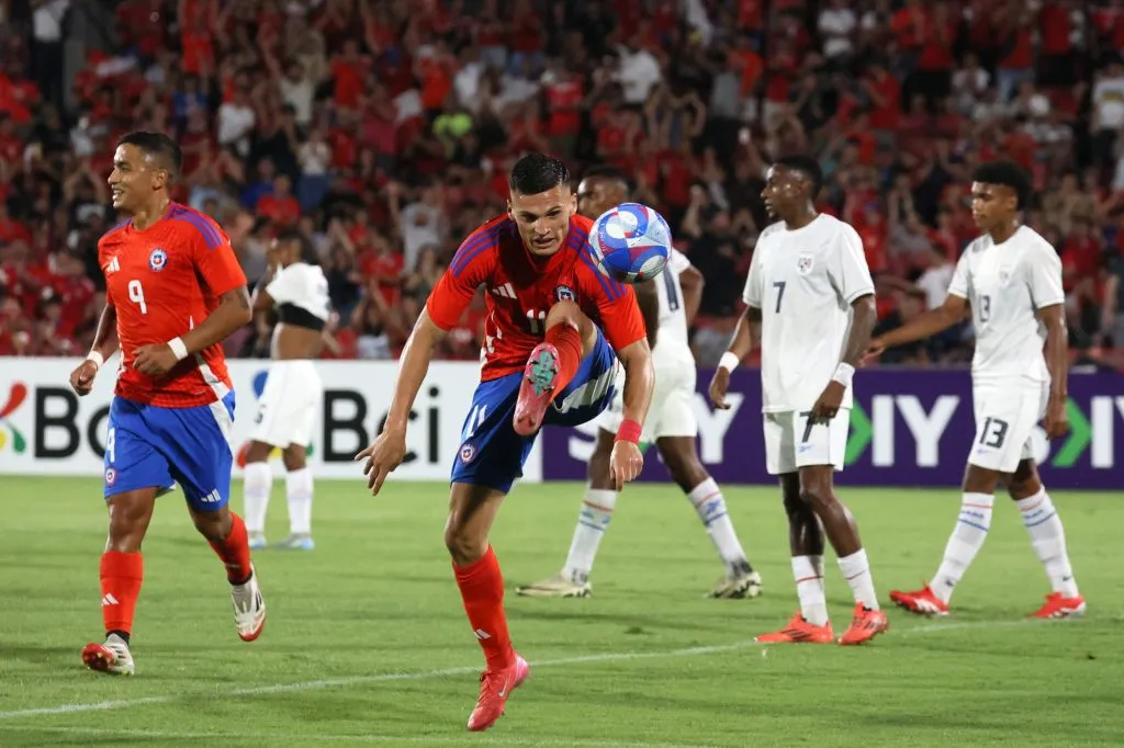 Lucas Cepeda fue una de las figuras de La Roja contra Panamá.