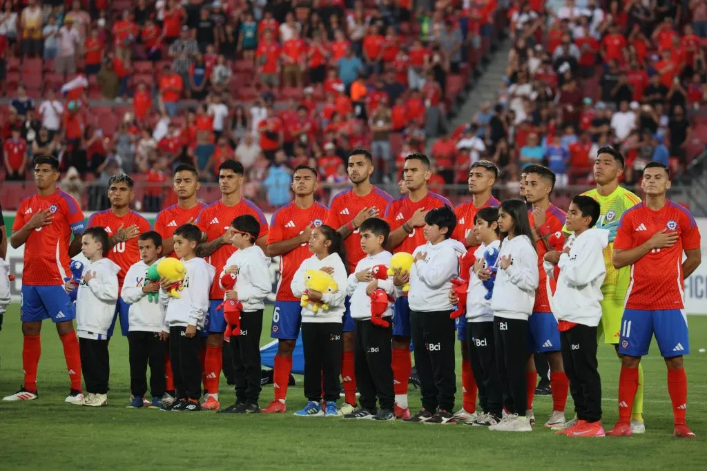 Ricardo Gareca quedó más que feliz con los seleccionados del medio local. Foto: Photosport.