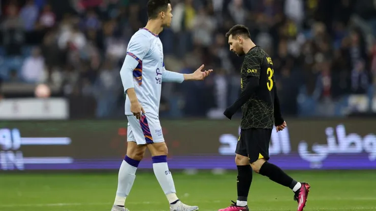 Lionel Messi y CR7 jugando en Arabia, año 2023.