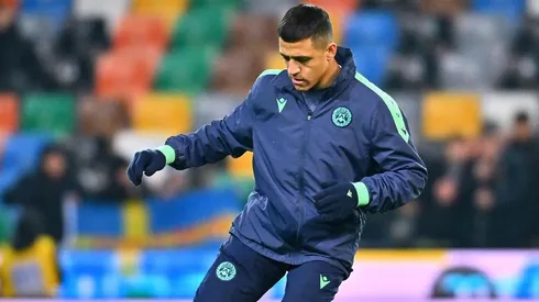 Alexis Sánchez lamenta una radical decisión del DT de Udinese.