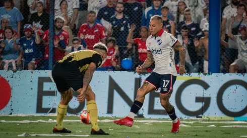 Eduardo Vargas debutó en Nacional: empate en el clásico ante Peñarol.