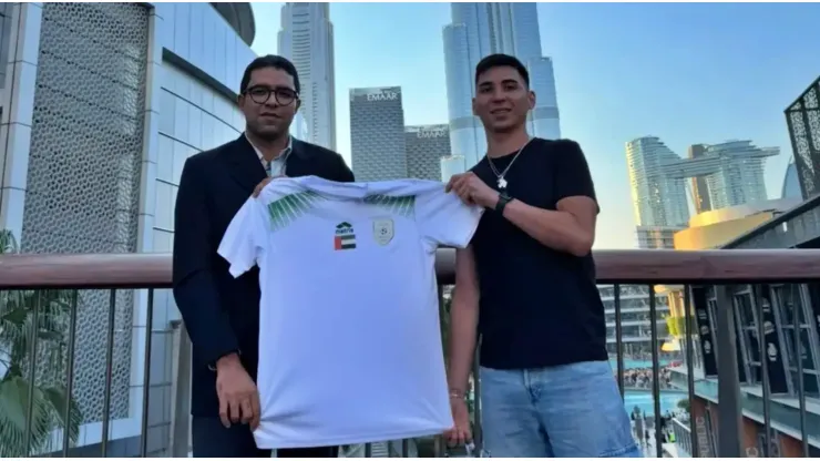El arquero Christian Carrasco siendo presentado.