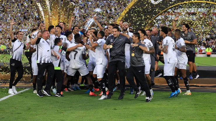 Ganó la Copa Libertadores con Botafogo y fue ofrecido a Católica.