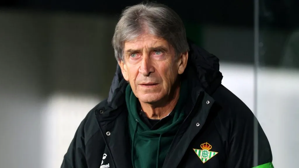 Manuel Pellegrini y Real Betis tuvieron un duro sorteo en la UEFA Conference League. Foto: Getty Images.