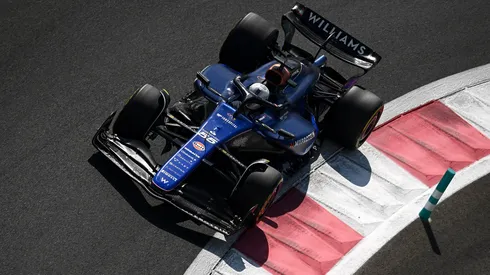 Carlos Sainz de Williams durante pruebas de Fórmula 1 en diciembre de 2024