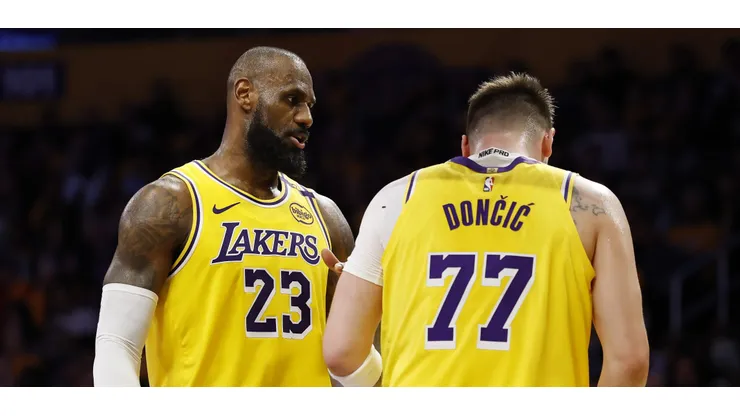 LeBron James y Luka Doncic ya consiguieron su primer triunfo