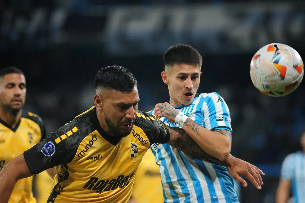 Gabriel Rojas es el hombre que puede dejar a Lucas Cepeda en Colo Colo. Foto: Photosport.