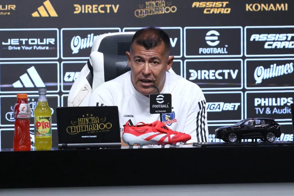 Jorge Almirón disparó contra las autoridades por el horario del partido de Colo Colo con La Serena. Foto: Photosport.