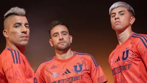 La U presentó su nueva camiseta de visitante